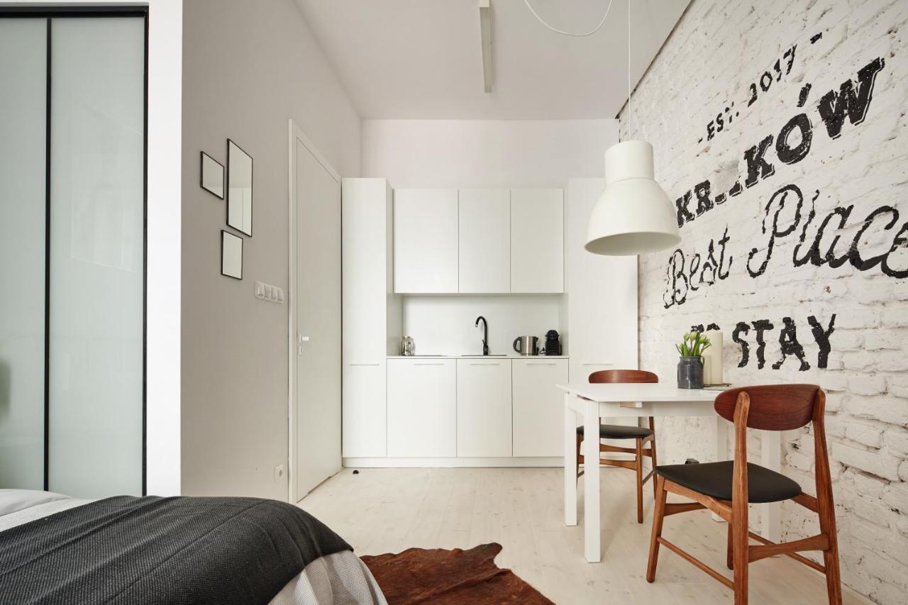 Old New - Prime Location On Main Square Apartment Красков Екстериор снимка